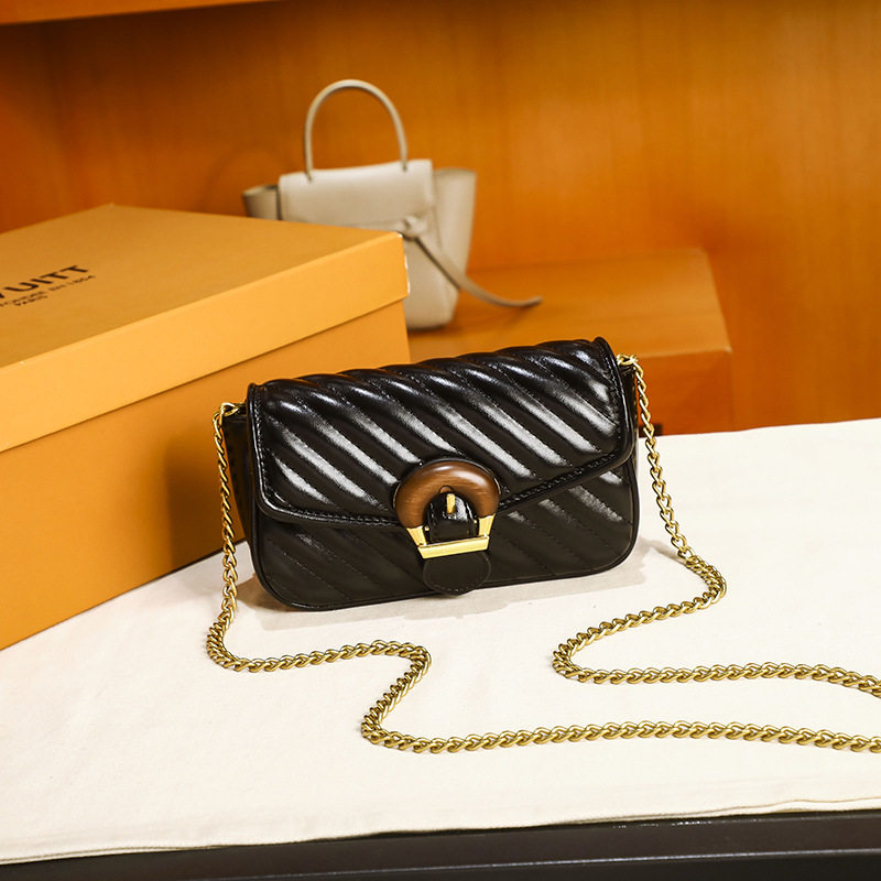 小香风绣线链条质感斜挎迷你小包包2025新款小众百搭单肩小方包女,淘宝优惠券,粉丝福利购,淘宝优惠卷