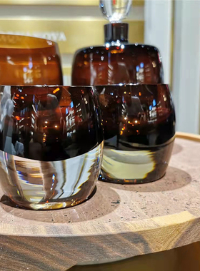 翰阳家饰玻璃酒具样板房客厅