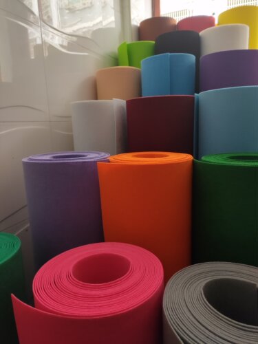 包邮加厚不织布2毫米厚手工幼儿园diy彩色布料无纺布毛毡布2mm - 图1