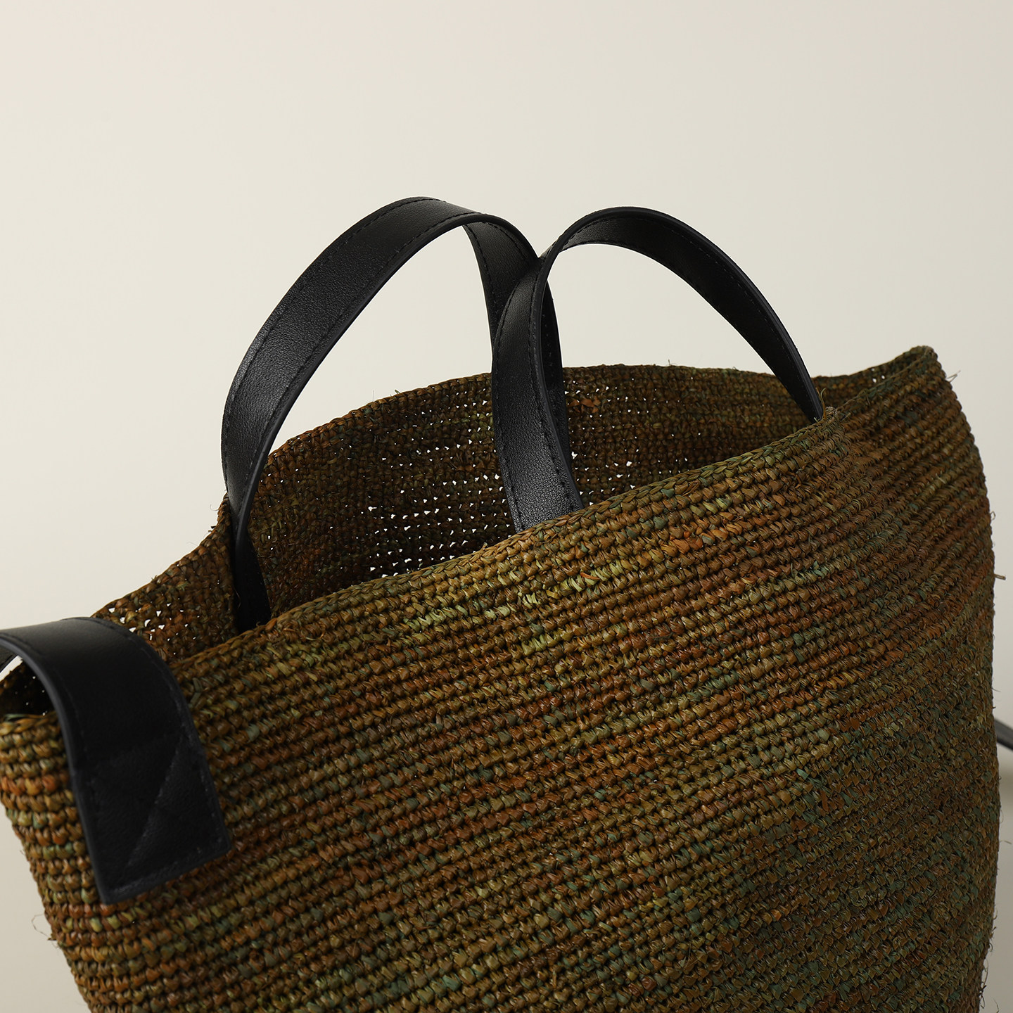 大容量休闲拉菲草包上班通勤时尚百搭简约风托特包出游便携斜挎包,淘宝优惠券,粉丝福利购,淘宝优惠卷