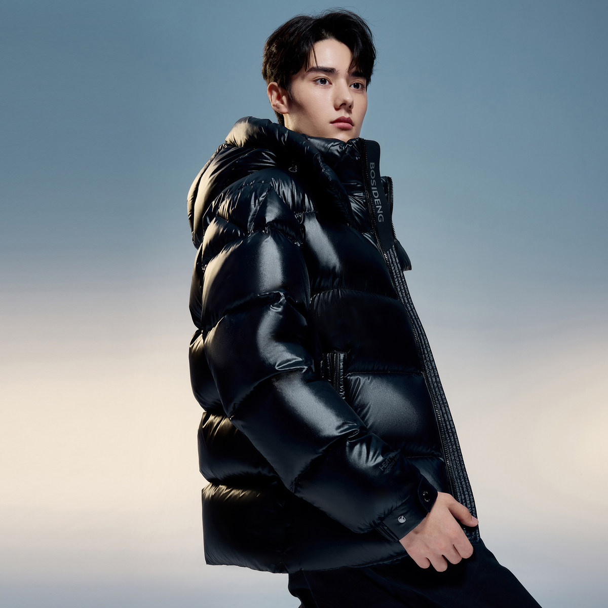 波司登羽绒服男冬季短款泡芙经典零压面包服时尚休闲保暖连帽外套