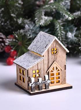发光小木屋木质房子木头迷你别墅模型桌面摆件创意小夜灯卧室装饰