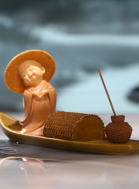 禅意沙弥小和尚汽车摆件治愈系办公室可爱摆件家居客厅装饰品中式