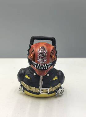 潮玩个性电锯人汽车摆件电锯鸭蹲姿电脑桌面车载摆件手办玩具礼物