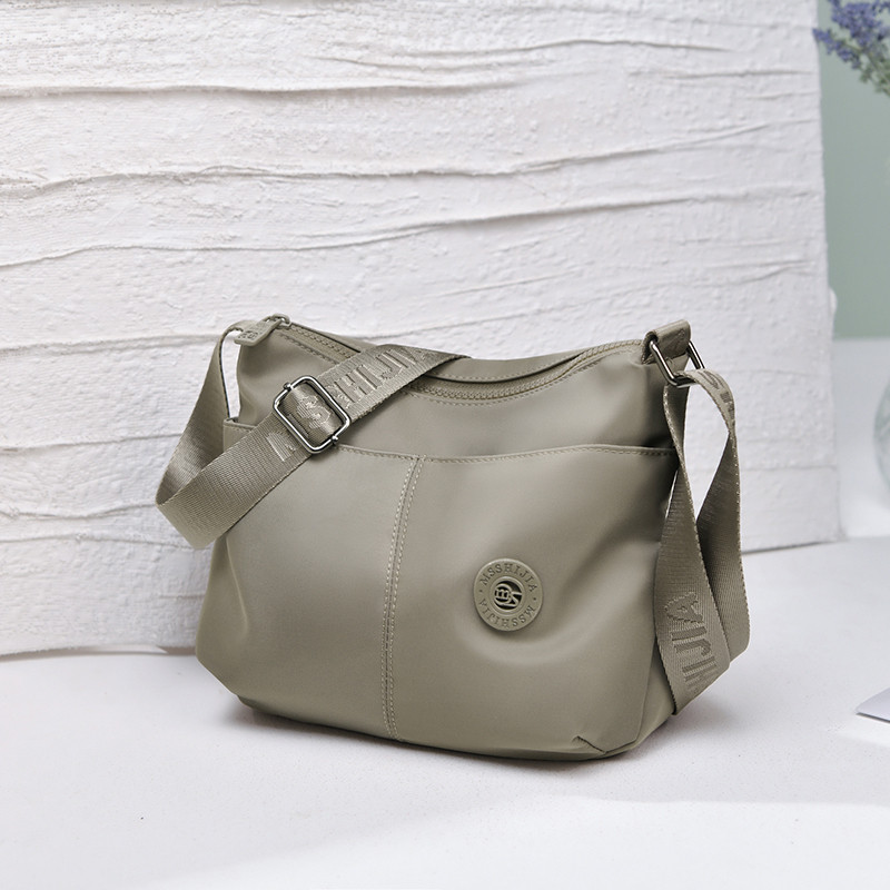 玛莎世家2025爆款大容量尼龙单肩包女轻便简约斜挎包多层托特包女,淘宝优惠券,粉丝福利购,淘宝优惠卷