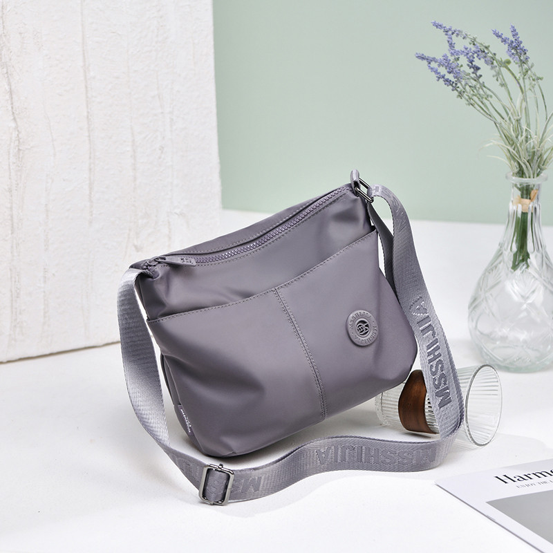 玛莎世家2025爆款大容量尼龙单肩包女轻便简约斜挎包多层托特包女,淘宝优惠券,粉丝福利购,淘宝优惠卷