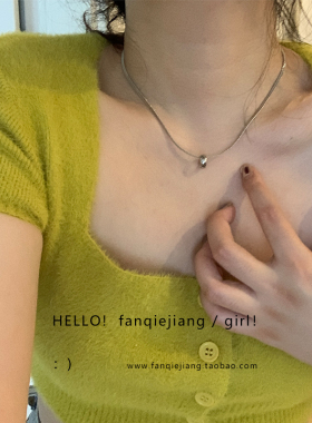 一只番茄酱钛钢蛇骨链冷性风项链