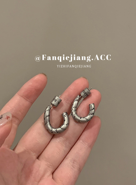 独特炭灰色耳环女小众