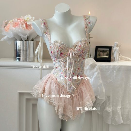 Lace fishbone bra with breast pads, small breast push-up bra