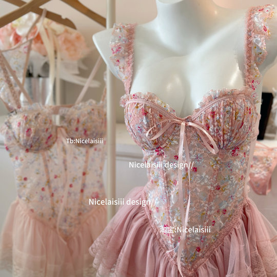 Lace fishbone bra with breast pads, small breast push-up bra