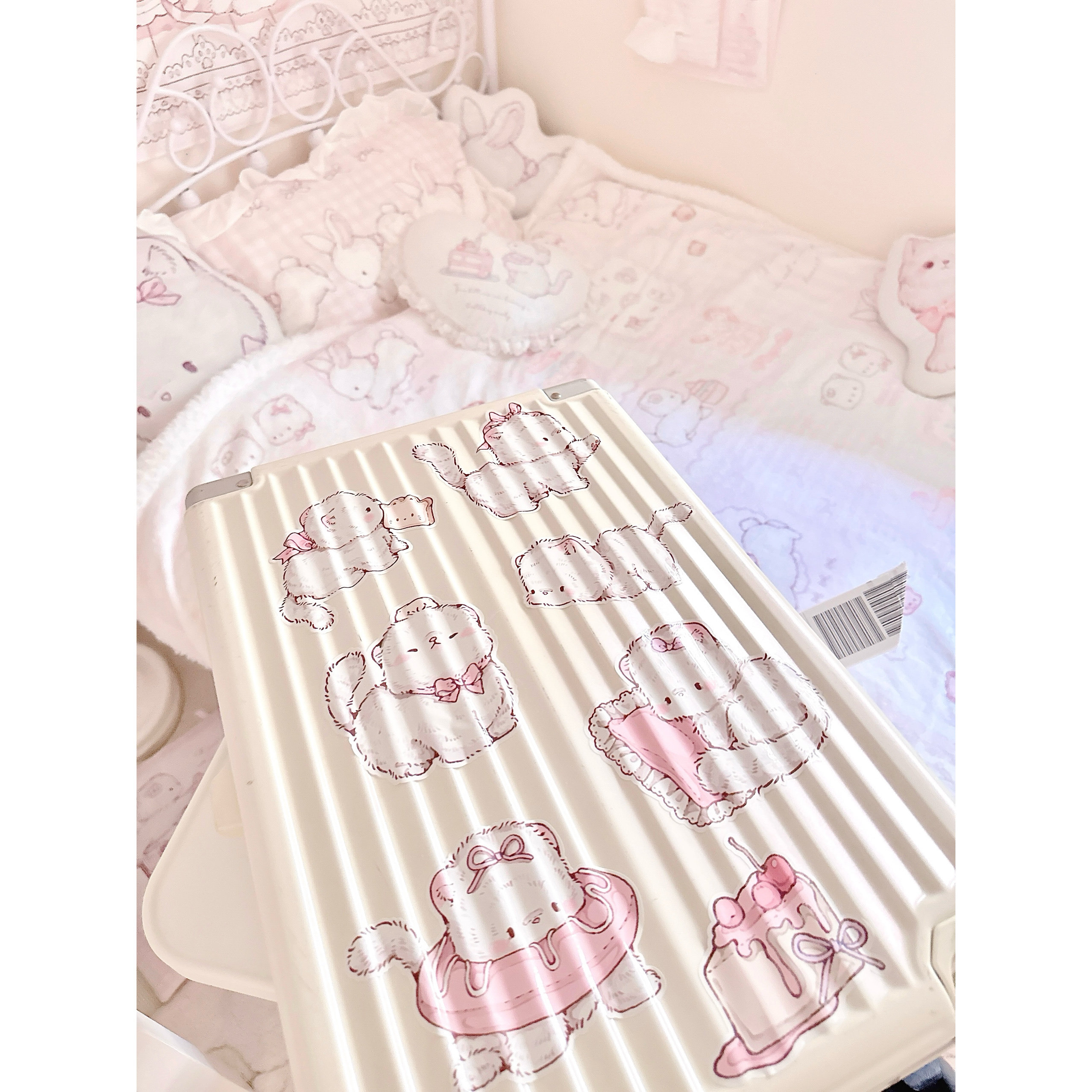 MG原创装饰贴团团猫贴纸行李箱储物箱木柜书桌电动车防水遮挡贴画,淘宝优惠券,粉丝福利购,淘宝优惠卷