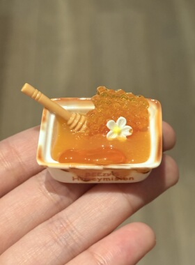 【仿真蜂蜜系列】迷你可爱蜂蜜罐子造型树脂摆件创意桌面装饰