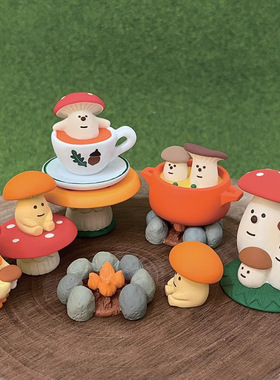 日式猫圣诞礼品文鸟蘑菇森林摆件