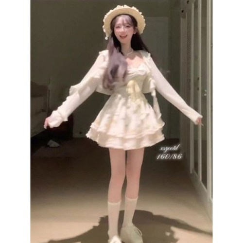 韩系氛围感穿搭少女甜妹冷淡夏日精致上衣蓬蓬蛋糕长裙吊带连衣裙 - 图1