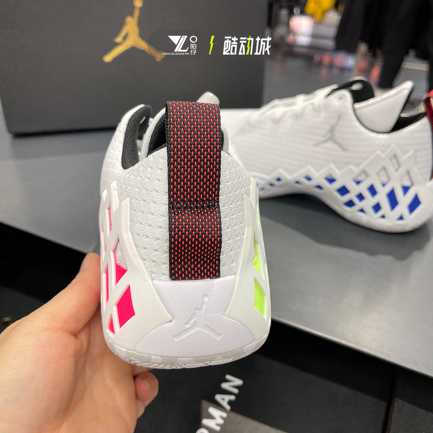 正品Air Jordan Diamond男子蓝红鸳鸯缓震实战篮球鞋 CI1209-101-图0