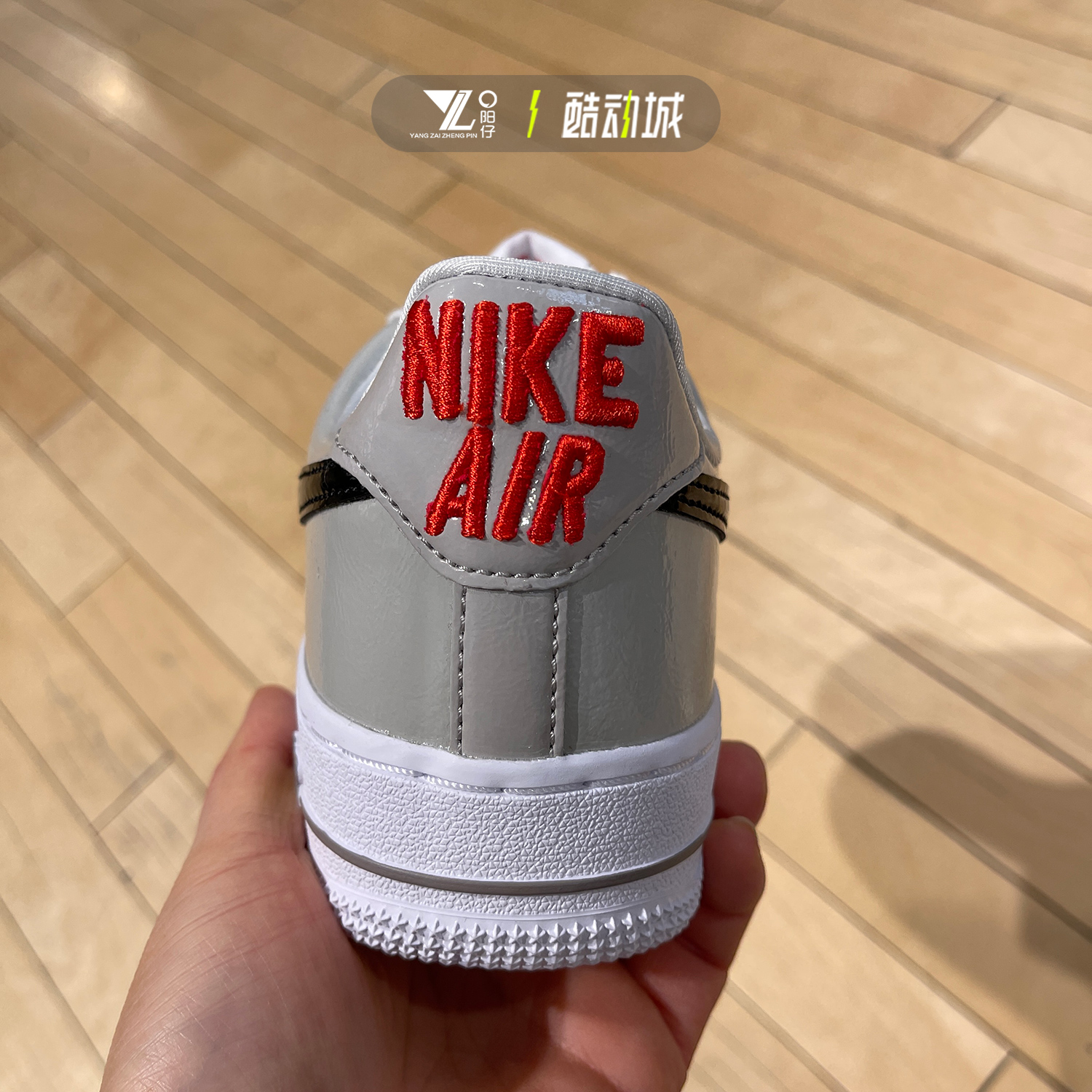 耐克Nike Air Force 1 LowAF1女子低帮运动休闲鞋板鞋 DQ7570-001-图1