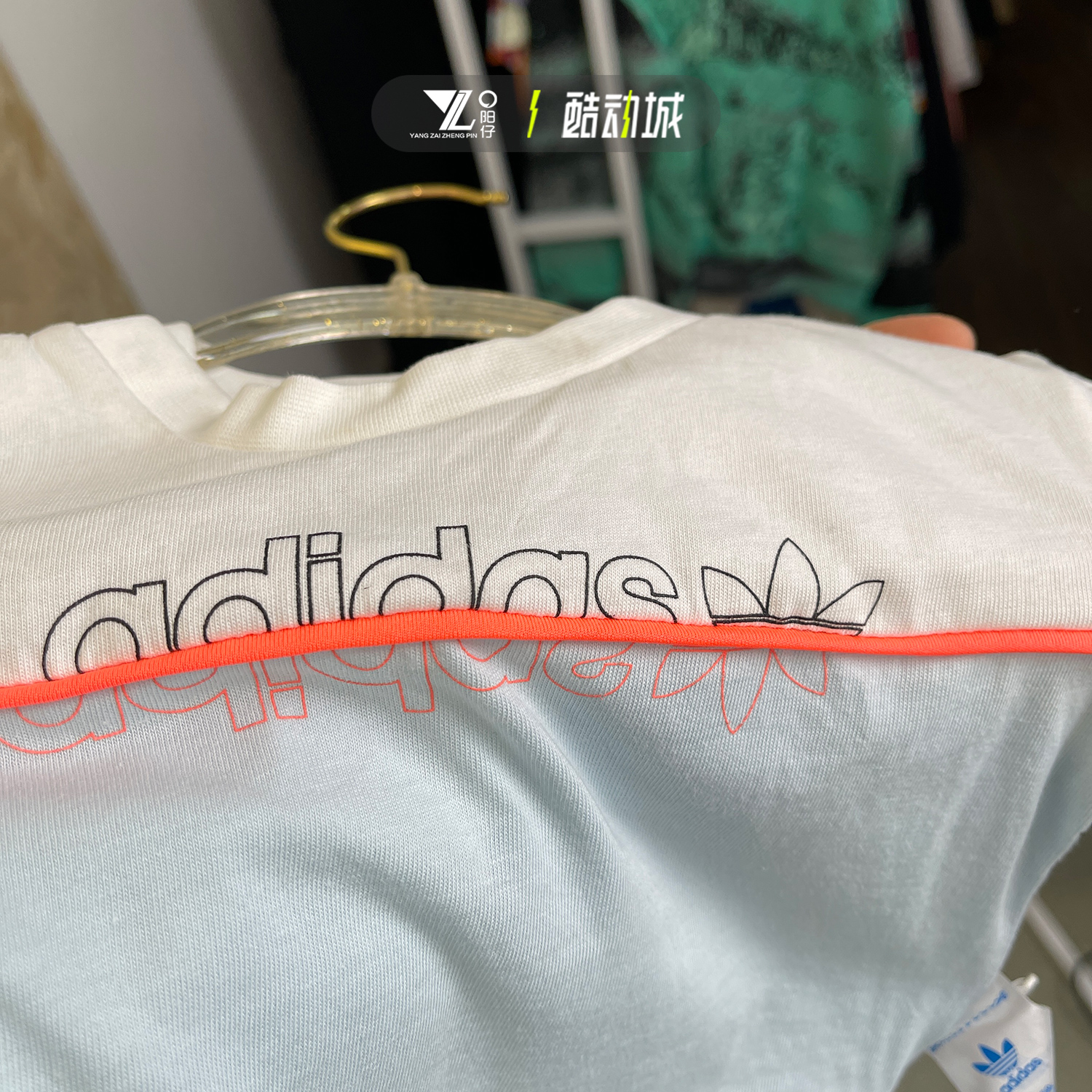 正品ADIDAS阿迪达斯童装运动休闲短袖透气宽松T恤短裤套装 FM6557-图2