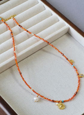 法式小众设计复古文艺红色串珠不对称金币挂坠简约气质项链锁骨链