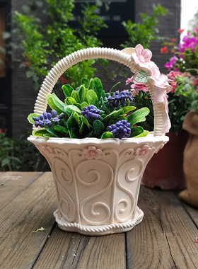 合成树脂清新风阳台花园