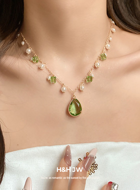 韩国东大门新款复古绿色珍珠吊坠项链小清新气质颈链高级感锁骨链