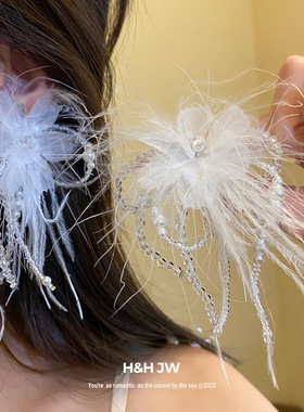 新款超仙白色羽毛花朵珍珠项链耳环套装气质锁骨链轻奢高级感饰品