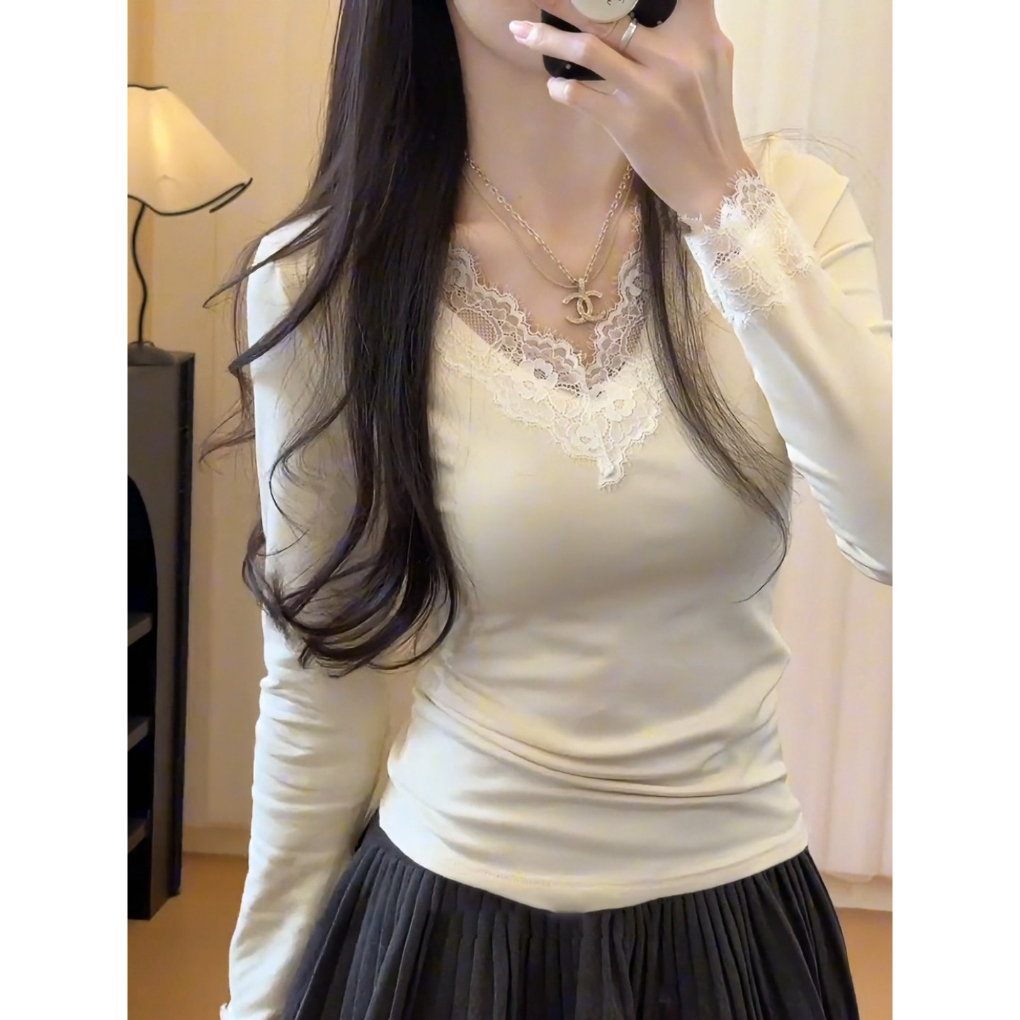 大码胖MM秋冬季法式蕾丝V领长袖T恤女加绒磨毛修身显瘦打底衫上衣,淘宝优惠券,粉丝福利购,淘宝优惠卷