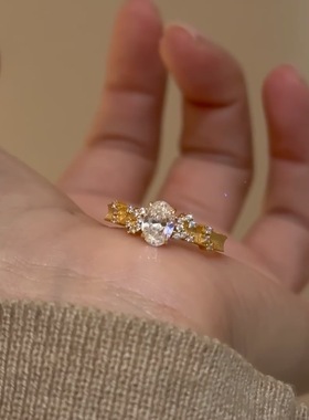 爆闪点钻鸽子蛋戒指复古宫廷风