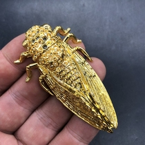 Ancient Playing Antique Miscellaneous Collections Grand Qing Qianlong Golden Cicada with a Astonishing Pendulum of Pendulum Pieces
