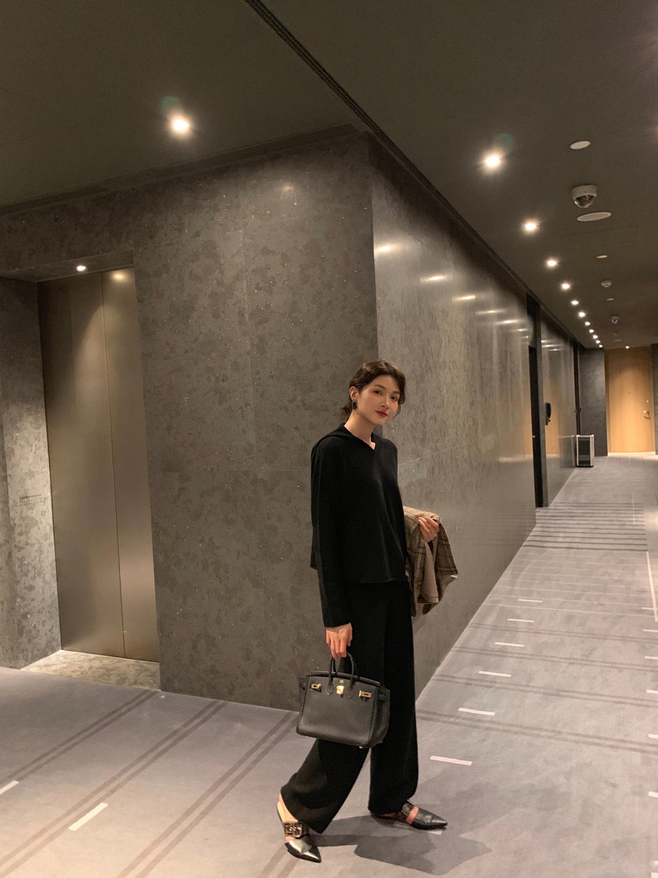 一体机无缝针织 套装两件套 系带长裤 ASM ANNA 羊毛连帽上衣 一体机无缝针织 套装两件套 系带长裤 ASM ANNA 羊毛连帽上衣