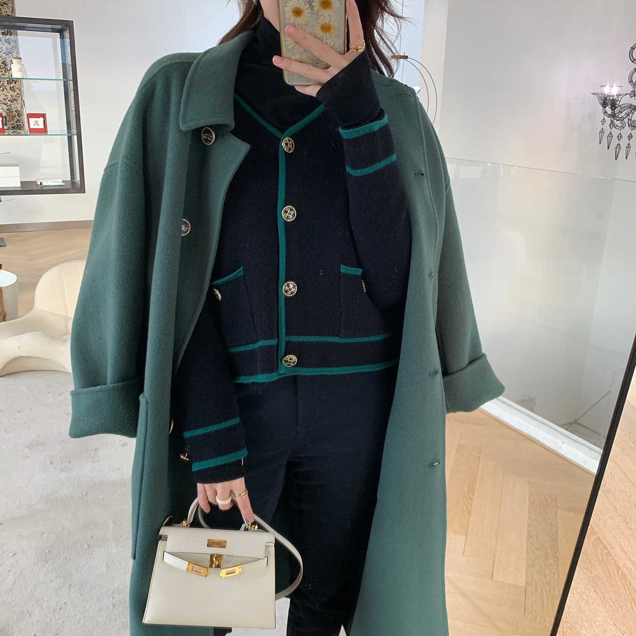 领短开衫 V 精致有品 小香 vintage 新品穿不腻 9.25 ANNA ASM 领短开衫 V 精致有品 小香 vintage 新品穿不腻 9.25 ANNA ASM