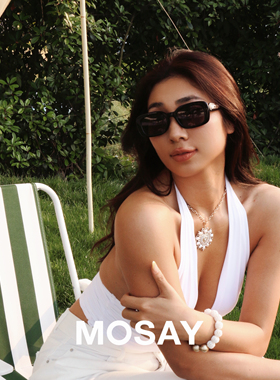 时尚穿搭墨镜徒步登山骑行出片