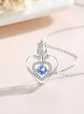 足银跳动的心项链女小众设计轻奢款玫瑰花锁骨链