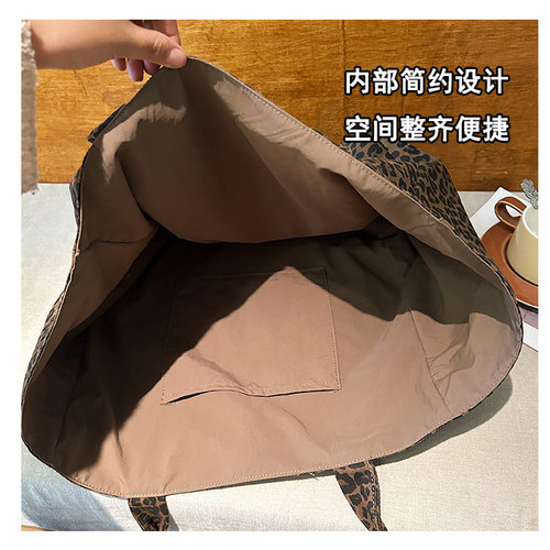 大容量帆布包女款2025新款秋冬双面背豹纹手提袋上班通勤单肩包 - 图2