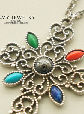 Avon雅芳书本款项链十字架