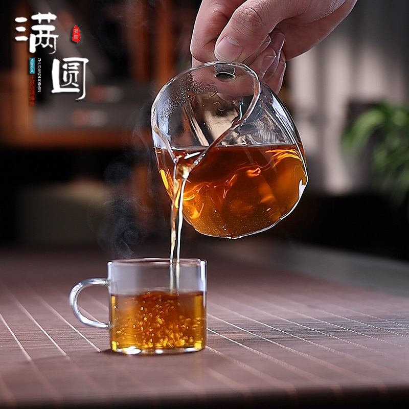 轻奢耐热简约手工玻璃翠绿把公道杯加厚茶具功夫茶手冲分茶器公杯 - 图2