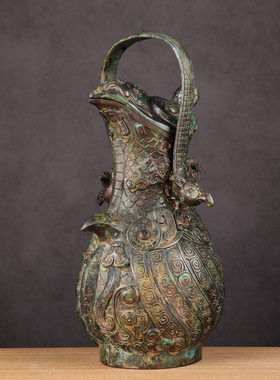 青铜器仿古摆件西周鹰嘴鱼形卣办公室装饰商务礼品收藏品