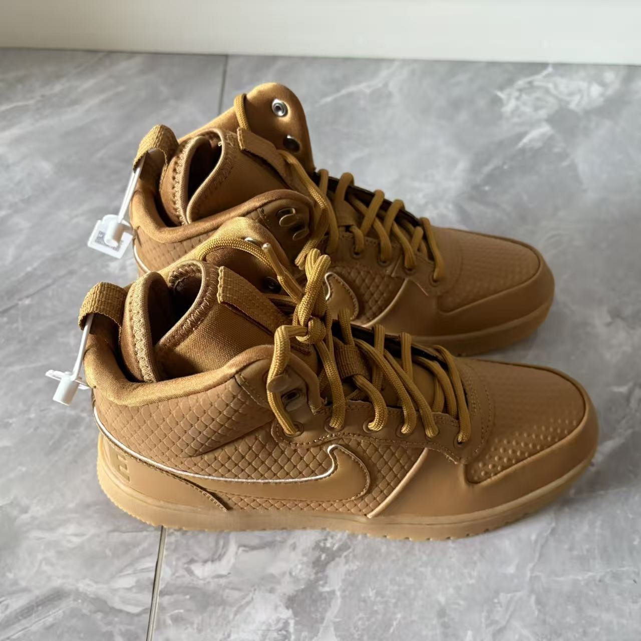 Nike Court MID Winter男子保暖运动休闲板鞋 AA0547-700-010-001,淘宝优惠券,粉丝福利购,淘宝优惠卷