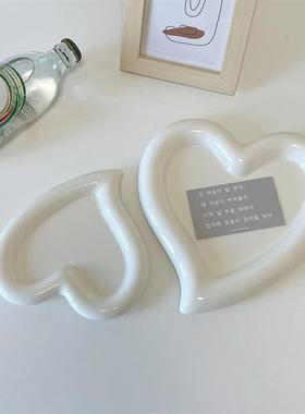 北欧风可爱心形香薰蜡烛陶瓷托盘