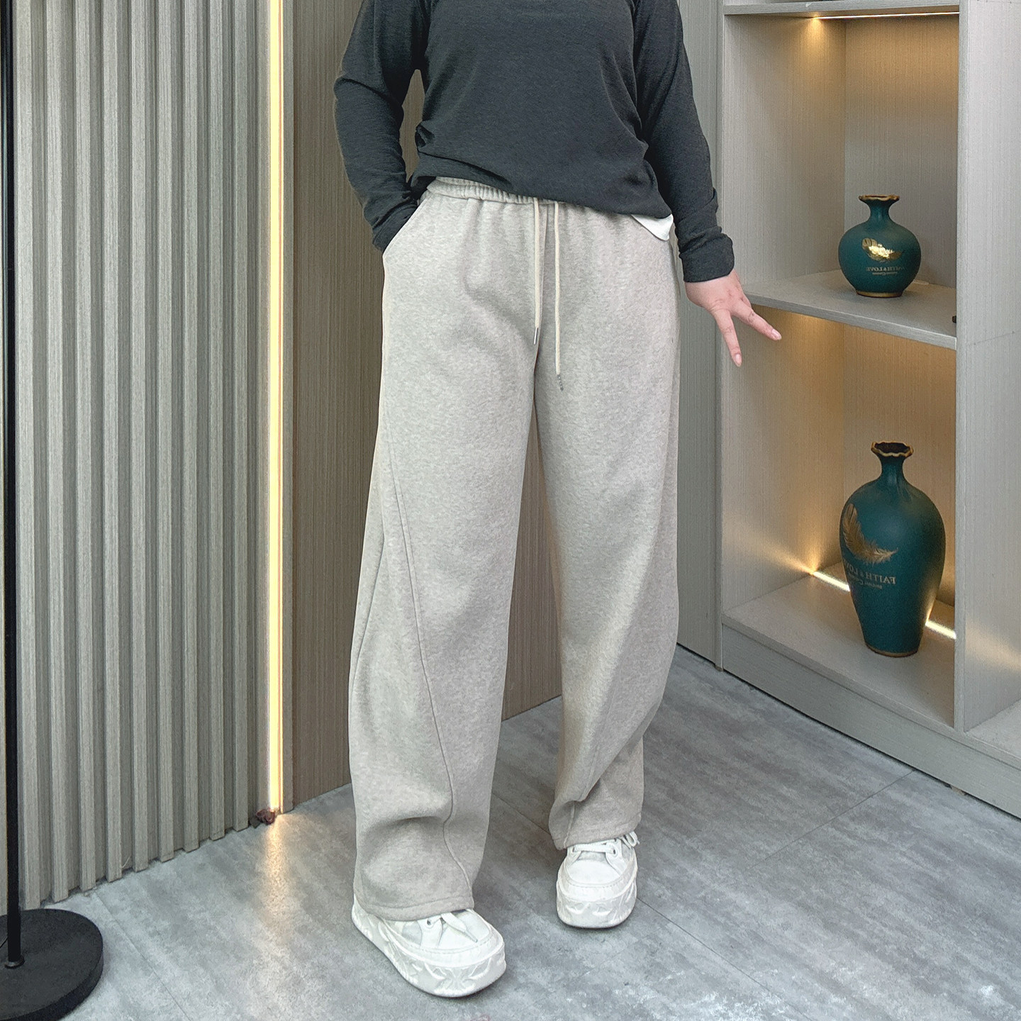 大码女装加绒加厚休闲阔腿裤秋冬卫裤松紧高腰显瘦直筒长裤弯刀裤,淘宝优惠券,粉丝福利购,淘宝优惠卷