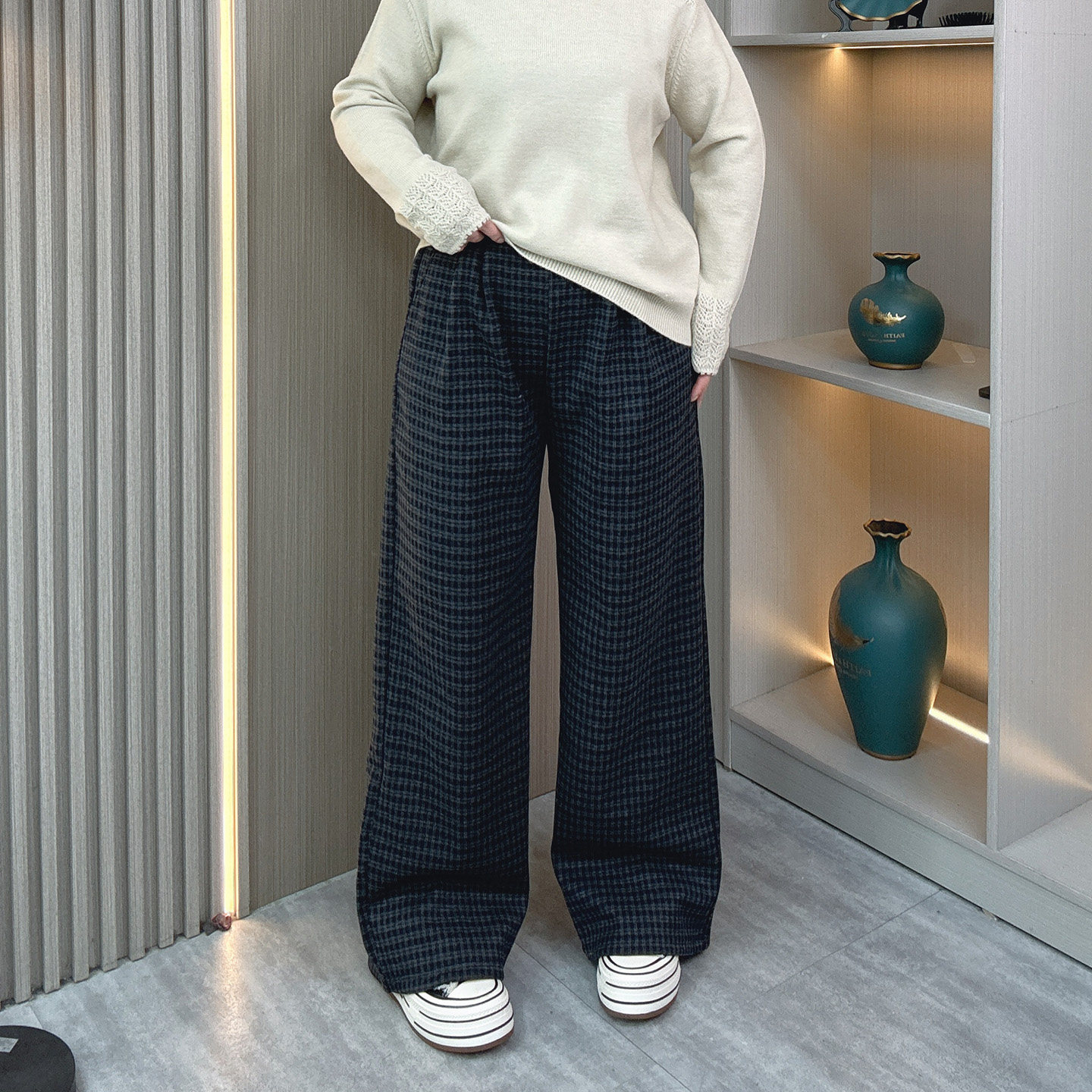 蓝色格子休闲裤女冬季加绒胖mm大码显瘦宽松慵懒垂感直筒阔腿长裤,淘宝优惠券,粉丝福利购,淘宝优惠卷