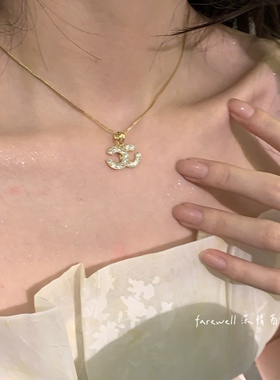 小香风双C闪钻轻奢锁骨链