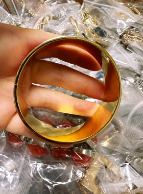 欧美外贸库存尾货孤品处理不退换品牌老货牌子货镀真金花纹手镯子