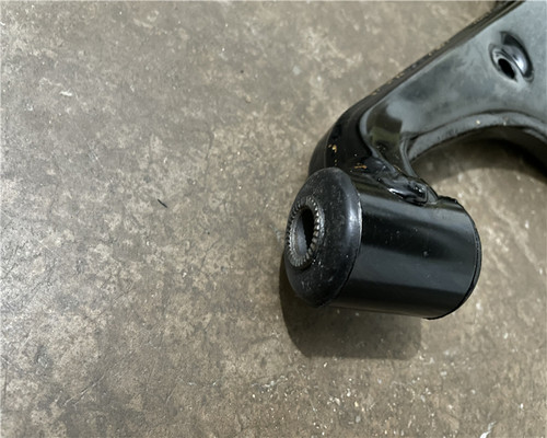 适用起亚锐欧现代雅绅特前下摆臂下支臂三角臂左右前轮下悬挂球头 - 图2