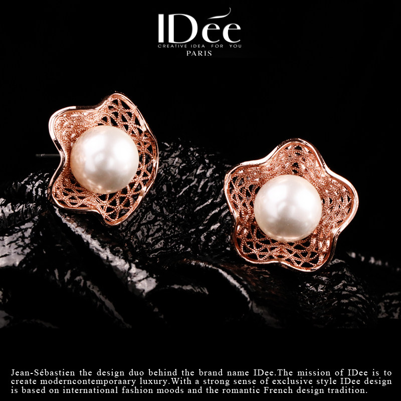 法国idee镂空星星女百搭潮饰款耳钉 idee耳钉