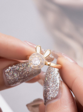 高级感生肖兔子可旋转戒指