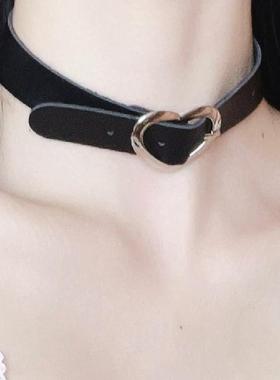 暗黑choker黑色朋克项链爱心皮质原宿锁骨脖子颈带项圈暗黑帅气