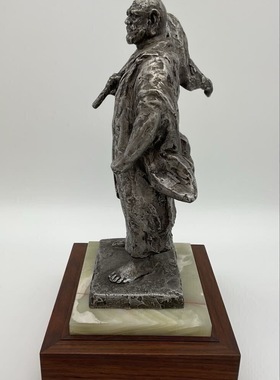 日本北村西望造4分1银达摩大师铜像，高度34厘米，本体重5.3千克