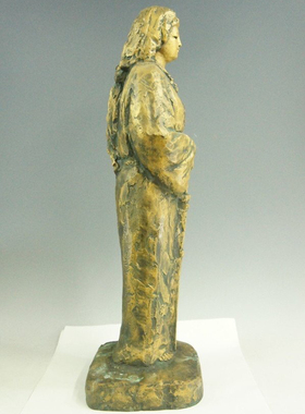 日本人间国宝北村西望作天照大神铜像，重12公斤，高67厘米，宽24