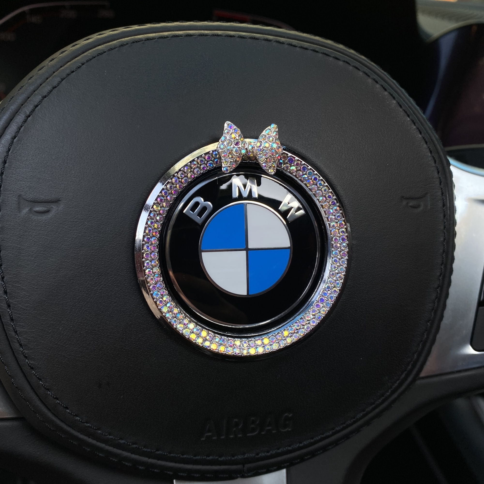 适用于宝马方向盘装饰贴新3系5系X1X3X5X6X7镶钻车标贴汽车内饰 - 图0