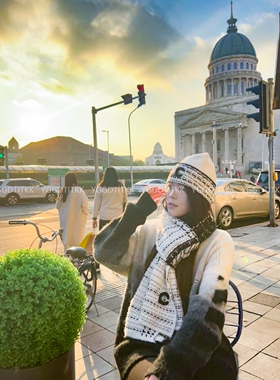 YGGD TITKK 穿上气质出众！26FW 针织围巾女C字刺绣竖纹保暖外搭